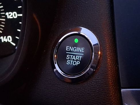 Used 2019 Ford EcoSport SES w/ SES Black Appearance Package image 24