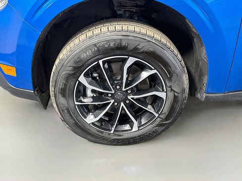 Used 2022 Ford Maverick XL image 37