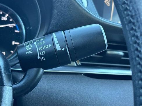 Used 2018 MAZDA MAZDA6 Signature image 28