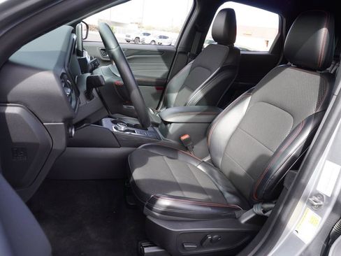 Used 2024 Ford Escape ST-Line image 13