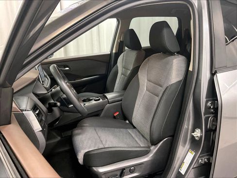 Certified 2023 Nissan Rogue SV image 10