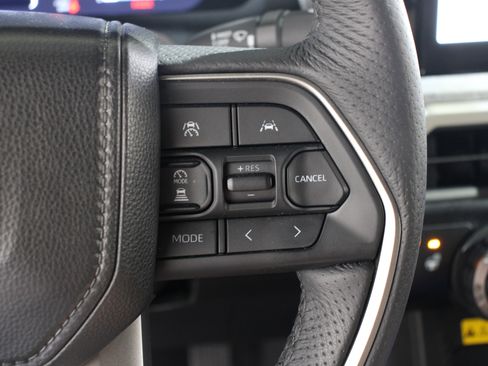 Used 2025 Toyota Tacoma 4x4 Double Cab Hybrid image 12