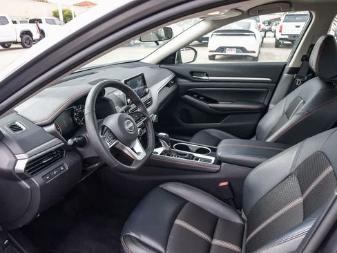 Used 2025 Nissan Altima 2.5 SR AWD/4WD image 20