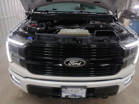 Certified 2024 Ford F150 Platinum w/ FX4 Off-Road Package image 7