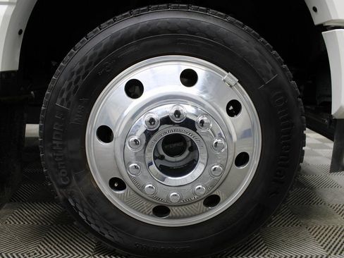 Used 2025 Ford F450 Platinum w/ FX4 Off-Road Package image 8