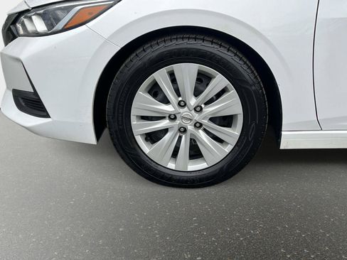 Used 2022 Nissan Sentra S image 9
