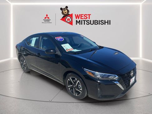 Used 2025 Nissan Sentra SV FWD image 7
