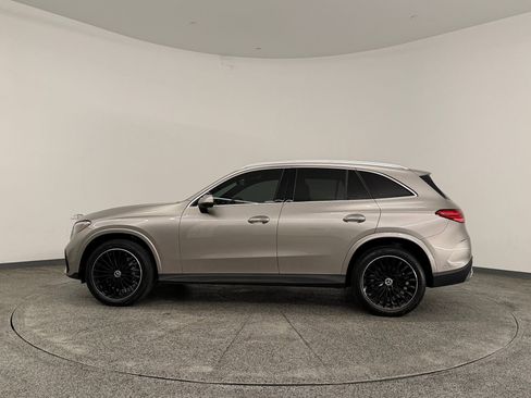 Certified 2023 Mercedes-Benz GLC 300 image 2