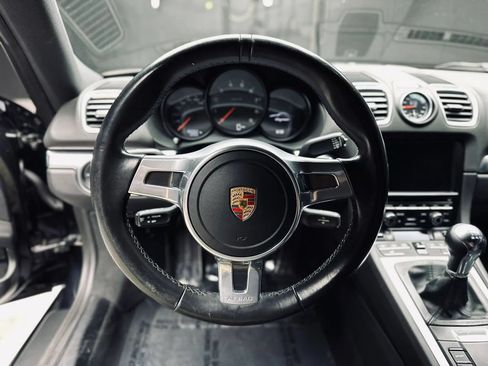 Used 2016 Porsche Cayman RWD image 23