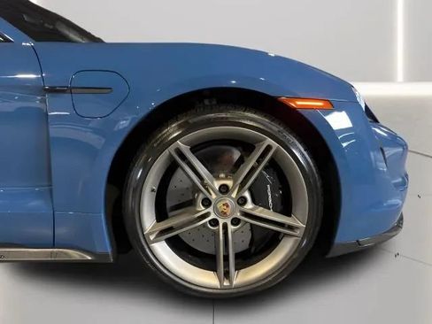 Used 2021 Porsche Taycan Turbo S AWD/4WD image 32