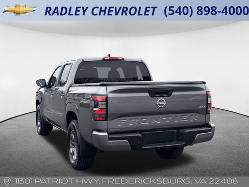 Used 2025 Nissan Frontier SV image 17