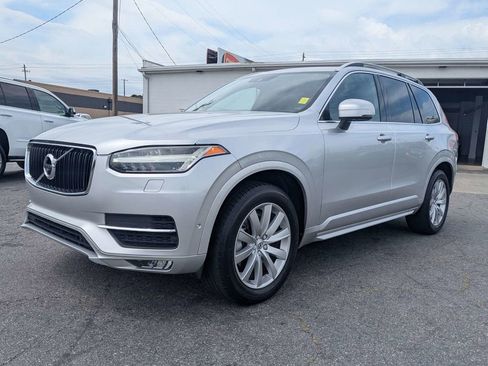 Used 2016 Volvo XC90 T6 Momentum w/ Momentum Plus Package AWD/4WD image 9