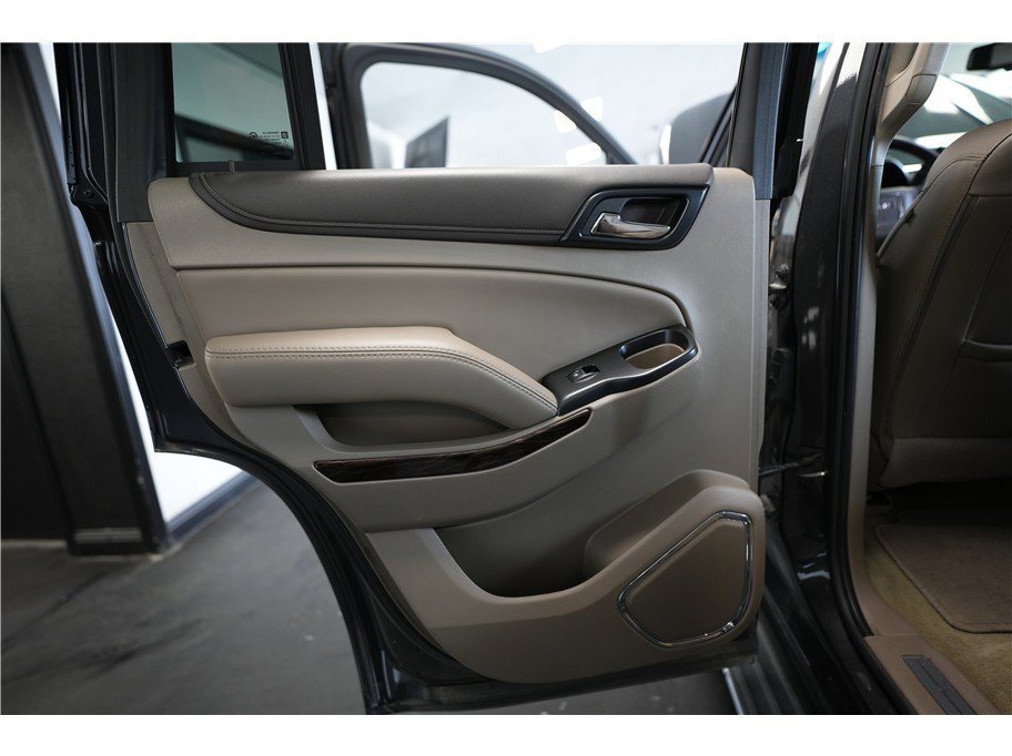 Used 2017 GMC Yukon SLT w/ Open Road Package RWD image 17