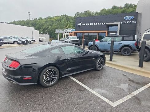 Used 2022 Ford Mustang GT w/ Equipment Group 301A RWD image 3