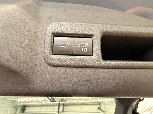 Used 2023 Subaru Solterra Touring image 12