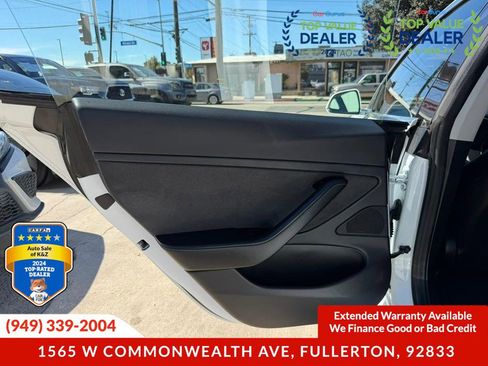 Used 2018 Tesla Model 3 Long Range RWD image 27