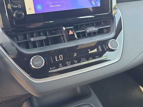 Used 2026 Toyota Corolla SE FWD image 21