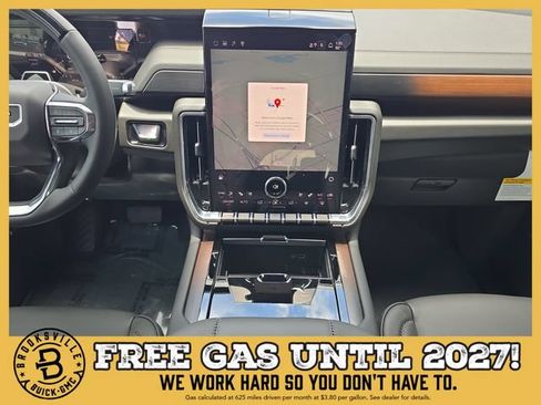 New 2026 GMC Yukon Denali w/ Denali Reserve Package AWD/4WD image 13