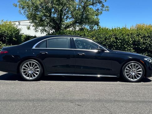 Certified 2022 Mercedes-Benz S 580 4MATIC Sedan image 2
