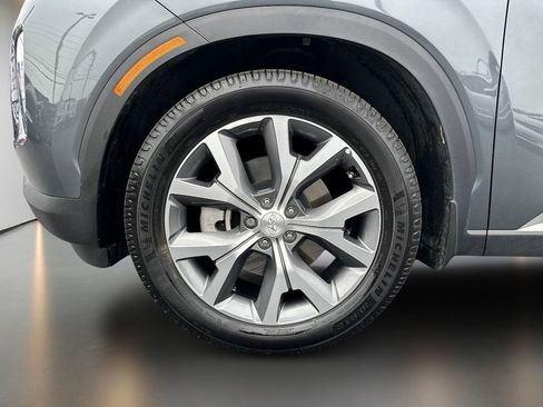Used 2022 Hyundai Palisade SEL w/ 8P Bench Seat Package AWD/4WD image 9