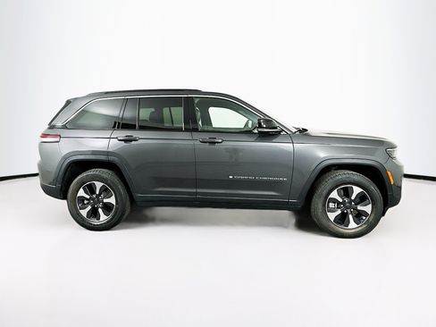 Used 2024 Jeep Grand Cherokee Limited 4xe image 10