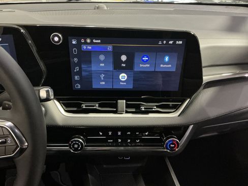 New 2026 Chevrolet Equinox LT w/ Midnight Edition image 26