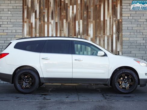 Used 2012 Chevrolet Traverse LT image 8