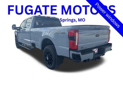 New 2026 Ford F350 Lariat w/ Black Appearance Package