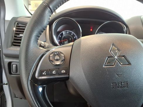 Used 2024 Mitsubishi Outlander Sport SE AWD/4WD image 18