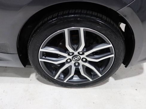 Used 2016 Scion tC FWD image 29