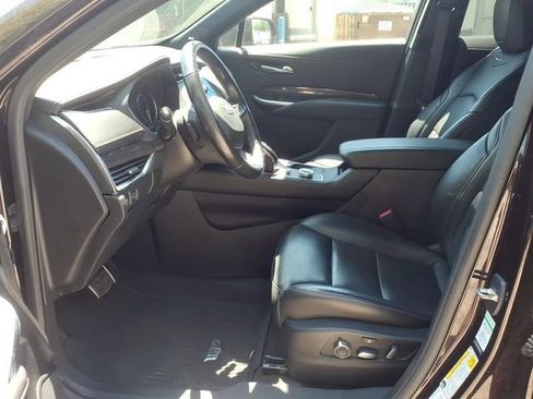 Used 2021 Cadillac XT4 Sport w/ Sun And Sound Package AWD/4WD image 13