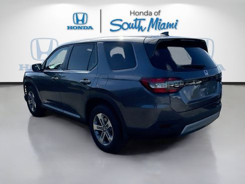 New 2025 Honda Pilot EX-L image 5