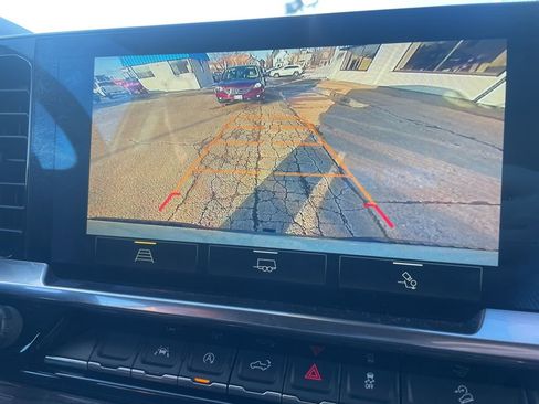 Used 2024 Chevrolet Silverado 1500 LT Trail Boss w/ Convenience Package II image 38