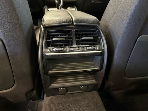 Used 2019 BMW 540i xDrive AWD/4WD image 34