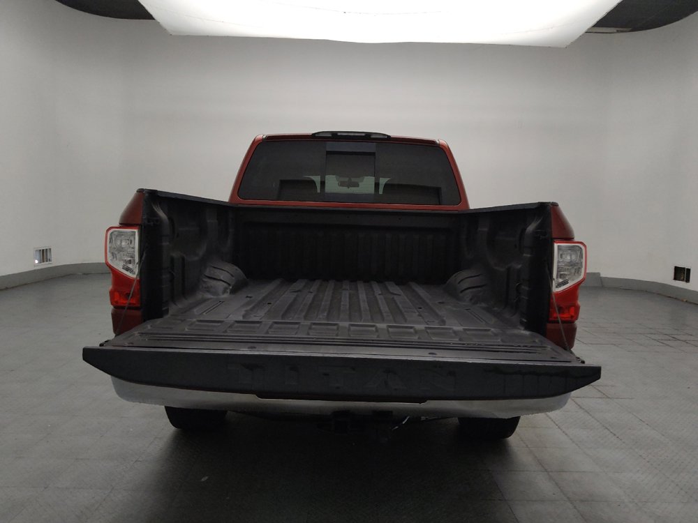 Used 2017 Nissan Titan SV AWD/4WD image 29