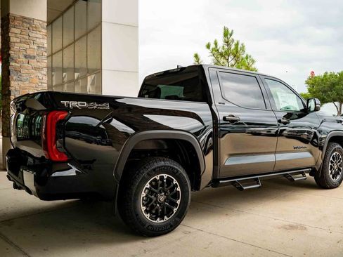 New 2026 Toyota Tundra SR5 AWD/4WD image 3