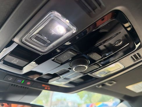 New 2026 Chevrolet Suburban Premier w/ Sun And Tow Package AWD/4WD image 17