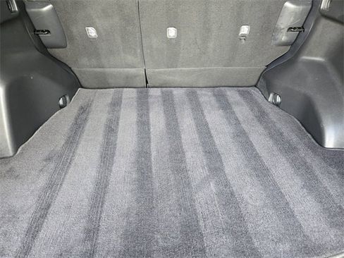 Used 2021 Toyota RAV4 XLE image 32