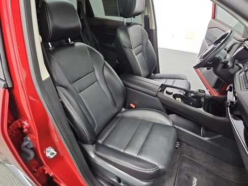 Used 2023 Nissan Rogue SL AWD/4WD image 38