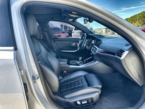 Used 2019 BMW 330i Sedan w/ Convenience Package image 28