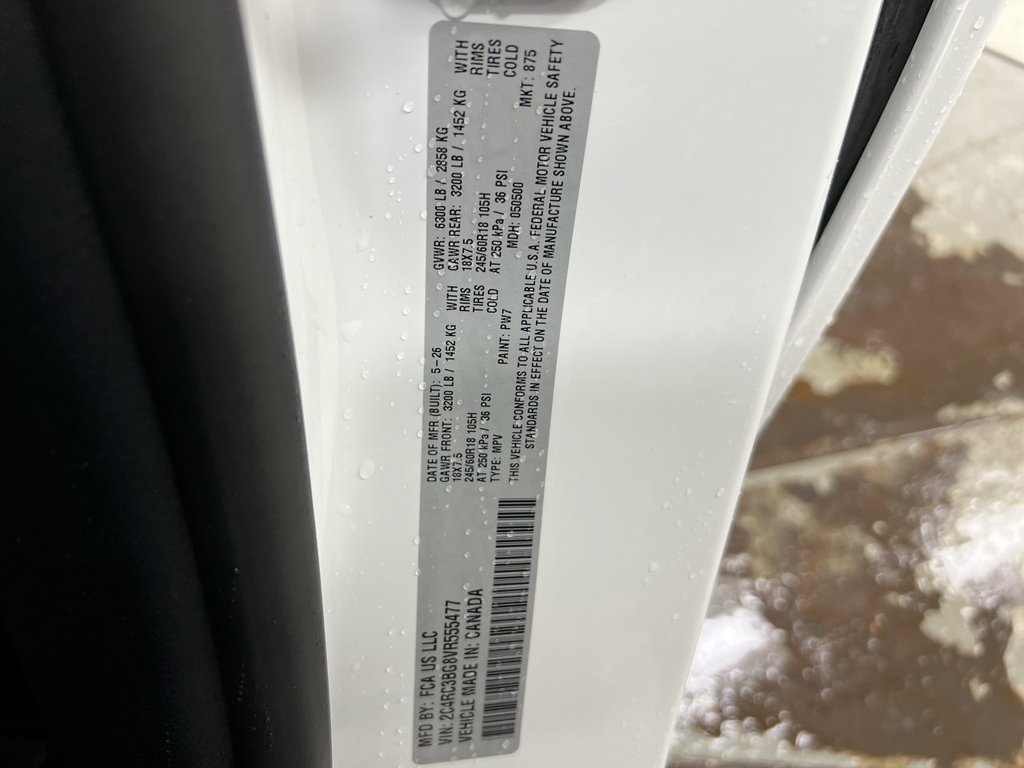 New 2027 Chrysler Pacifica Select w/ Family Tech Group AWD/4WD image 29