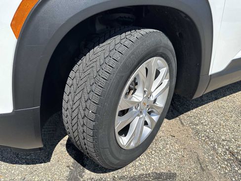 Certified 2023 Chevrolet TrailBlazer LS FWD image 18