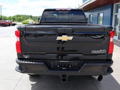 Used 2022 Chevrolet Silverado 2500 High Country w/ Z71 Off-Road Package AWD/4WD image 7