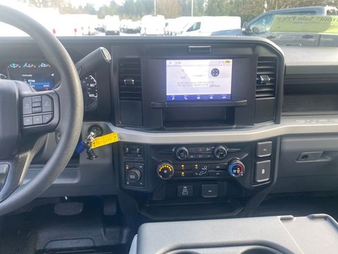 New 2026 Ford F250 XL w/ XL Chrome Package AWD/4WD image 21