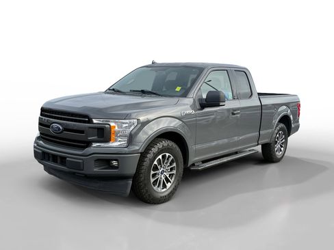 Used 2018 Ford F150 XLT w/ Equipment Group 302A Luxury image 1