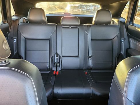 Used 2022 Volkswagen Atlas Cross Sport SE image 21