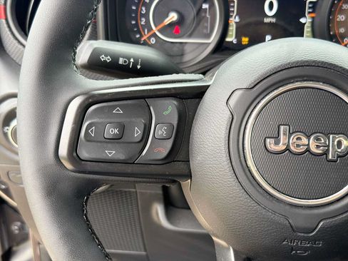 Used 2026 Jeep Wrangler Unlimited Rubicon AWD/4WD image 20