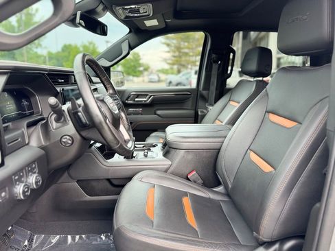 Used 2023 GMC Sierra 1500 AT4 w/ AT4 Preferred Package AWD/4WD image 15