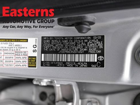Used 2022 Toyota Corolla LE FWD image 33