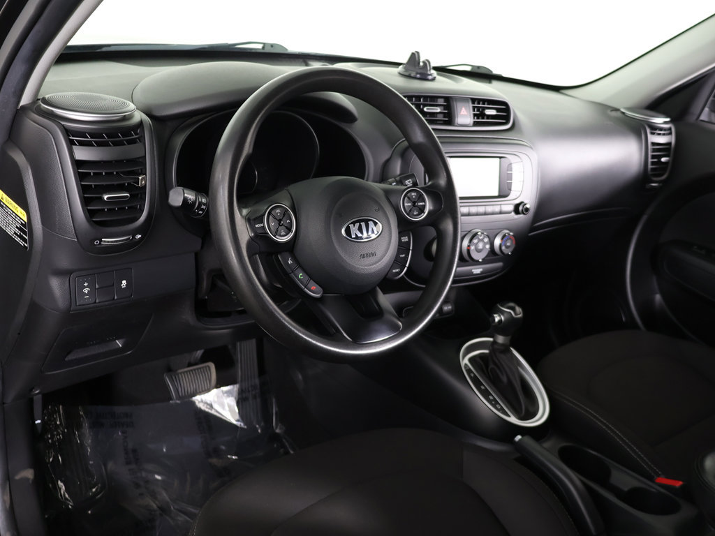 Used 2018 Kia Soul FWD image 21